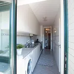 Mouzinho De Albuquerque Apartment *