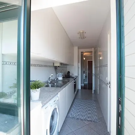 Mouzinho De Albuquerque Appartamento *